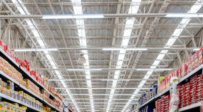 Scumpiri MARI la ulei, brânză, pește, fasole, pâine! Prețul energiei a urcat cu peste 20%