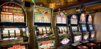 A furat banii unei paciente din spital pentru a-i juca la păcănele