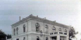 O lecție de demnitate națională