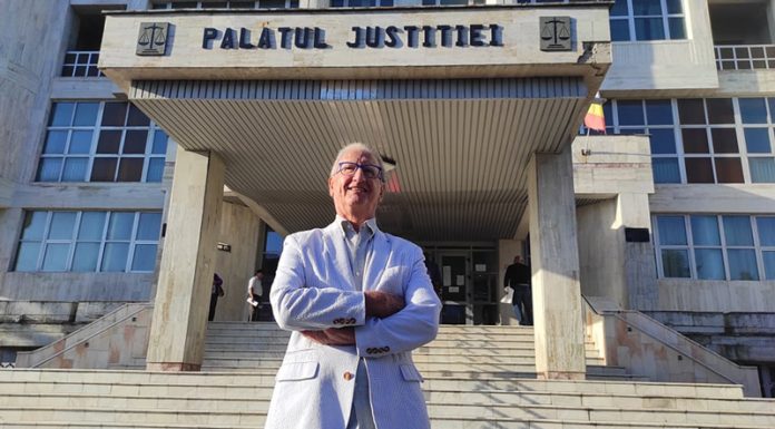 Francesco, la Tribunalul Gorj, Simona în Dubai!