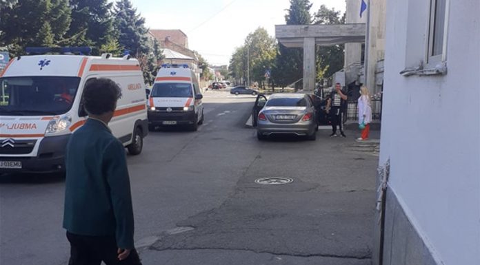 Coadă de ambulanțe la Urgențe! Nu mai sunt locuri în spital! Manager: N-am fost așa niciodată!