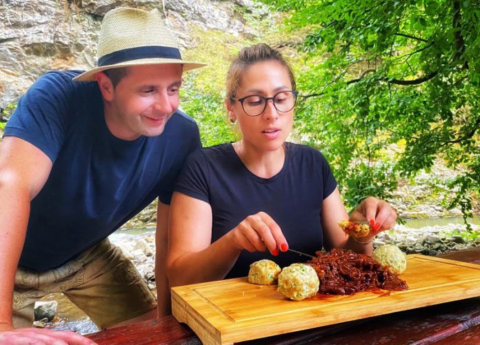 243566424_912077769516487_2218265194646234441_n