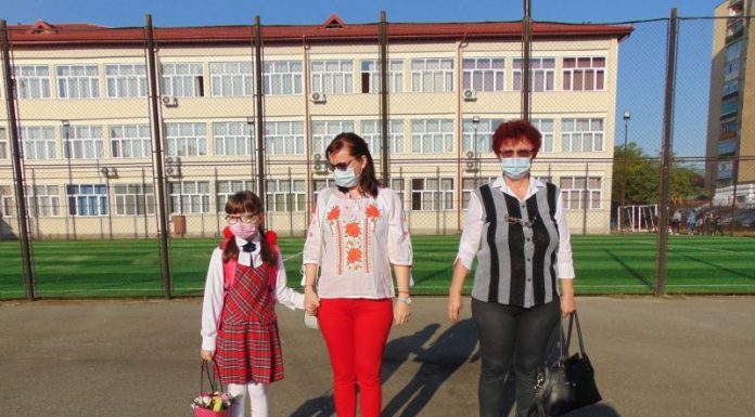 După un an de pandemie și lecții online, m-am întâlnit din nou cu colegii de clasă