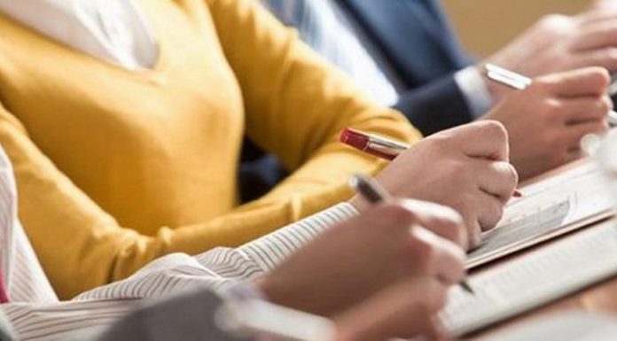 Au început înscrierile la examenul de definitivare în învățământ. Care sunt actele necesare