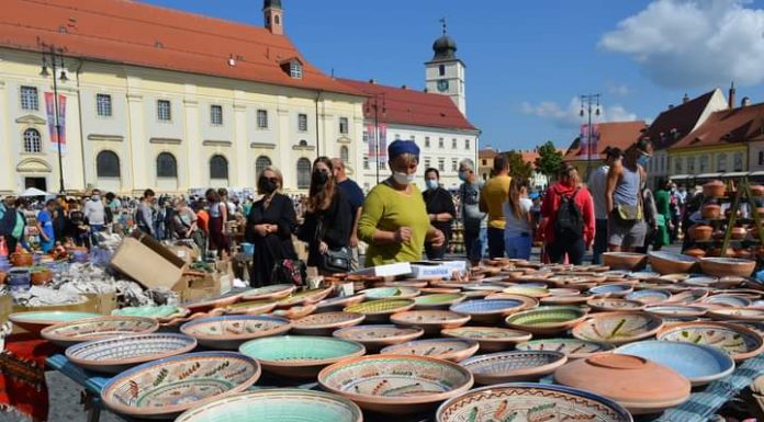 Meșter gorjean, premiat la Târgul Olarilor de la Sibiu
