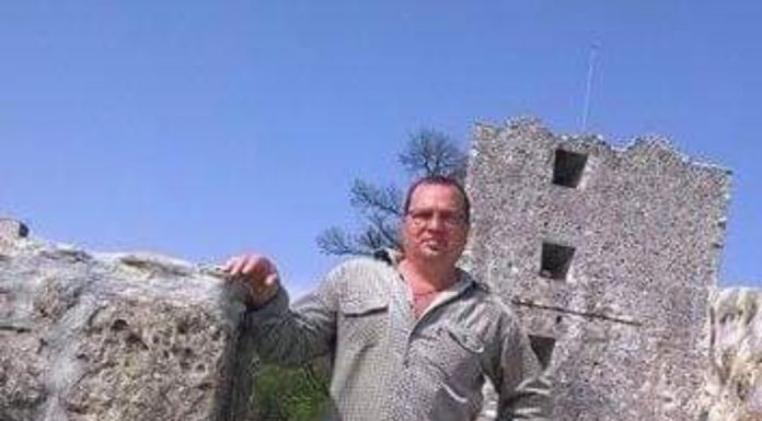 Picioarele unui excavatorist de la Cariera Roșiuța, prinse de bandă! Salariatul CEO, în stare gravă, are dosar de pensionare