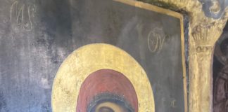 VIDEO: Icoană înlăcrimată a Fecioarei Maria la Baia de Fier!