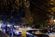 Doi tineri, răniți în accidentul de aseară, în fața Parcului Central