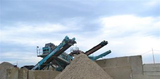 Percheziții în Gorj. Evaziune fiscală la o balastieră ce funcționa ilegal de 6 ani