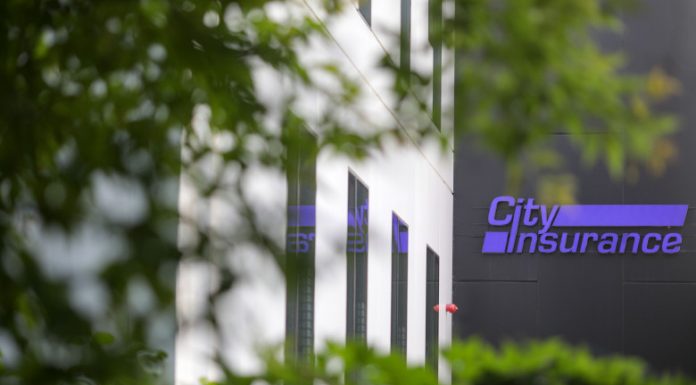 Procurorii ridică documente de la sediul City Insurance