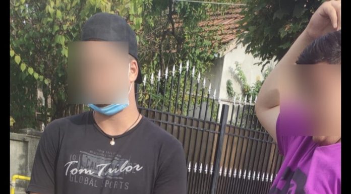 Elevi prinși la bere în timpul orelor