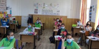 Școlile vor rămâne deschise și după depășirea pragului de 6 la mie