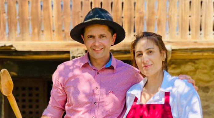 Fabi’s Kitchen: Turtă la țest, la casa Mitu