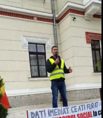 Proteste, Târgu Jiu: Nicu Bunoaica, chemat la discuții de conducerea Prefecturii Gorj