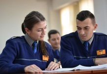 10.000 de candidați la școlile de poliție