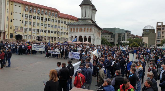 PROTESTE: Mercenarii vor să dărâme Complexul Energetic Oltenia!