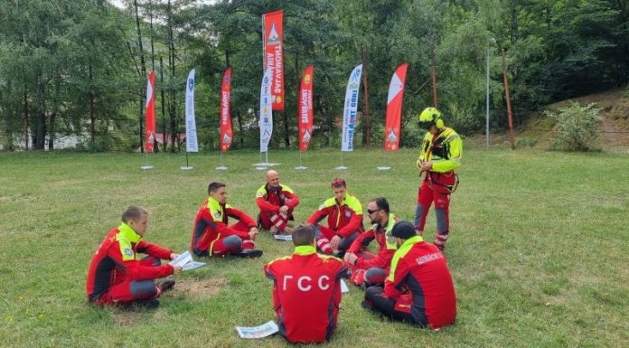 Primii salvatori aero din Serbia, pregătiți de salvamontiștii gorjeni