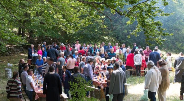 Reportaj – Sanctuarul Sfintei Cruci din Pleştioare-Vaidei