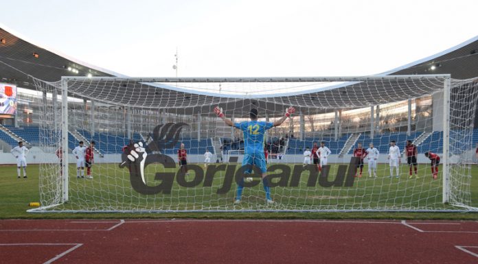 Cojocaru recunoaște: Pe hârtie, Reșița e cea mai bună echipă