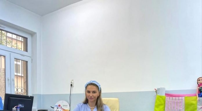 Copiii și adulții, afectați de pandemie. Psiholog: Persistă teamă de necunoscut, izolarea și anxietatea