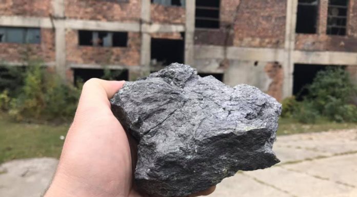 „Cadou” din Gorj pentru miniștrii demiși de la Energie și Economie