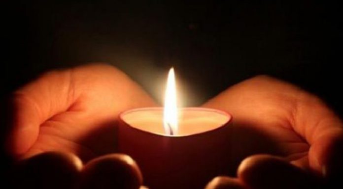 BUNUL DUMNEZEU să vă odihnească în Raiul Ceresc, Domnule Constantin Avram! – ,,Dă, Doamne, sufletului robului Tău, Avram Constantin, iertare păcatelor câte, ca un om, cu știință sau fără știință, a săvârșit în această viață”!