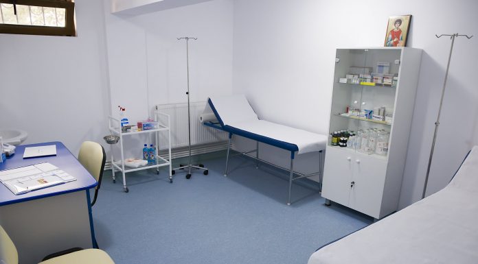 Medicamente expirate în centrul de permanență