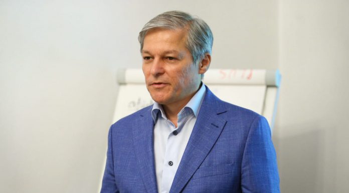 Micul partid al lui Cioloș cere scutire de la strângerea de semnături pentru alegerile din 2024