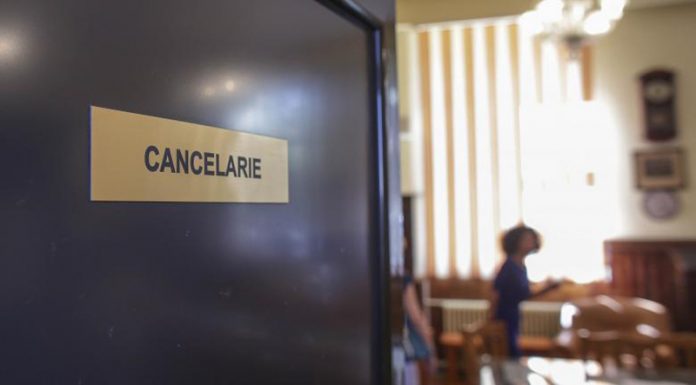 Concursul pentru funcțiile de directori de școli: Sindicatele din educație au cerut organizarea unei sesiuni extraordinare pentru candidații confirmați pozitiv