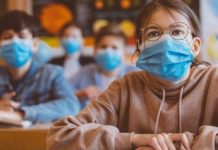 Ce riscă elevii care nu poartă mască!