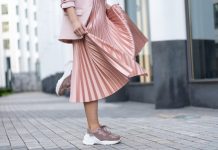 Mergi mult pe jos zi de zi? Ce pantofi sport de damă sunt cei mai potriviți?