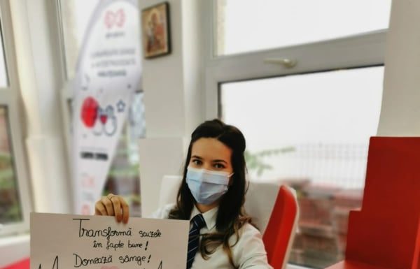 FOTO: Aproximativ 20 de polițiști din Gorj au donat sânge și plasmă