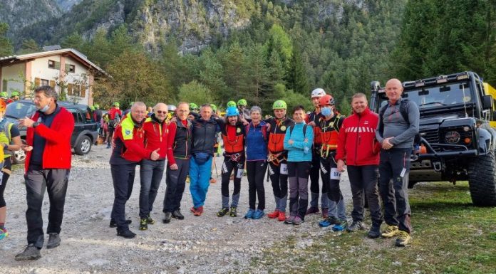 Salvamontiștii montani, locul 3 la Dolomiți