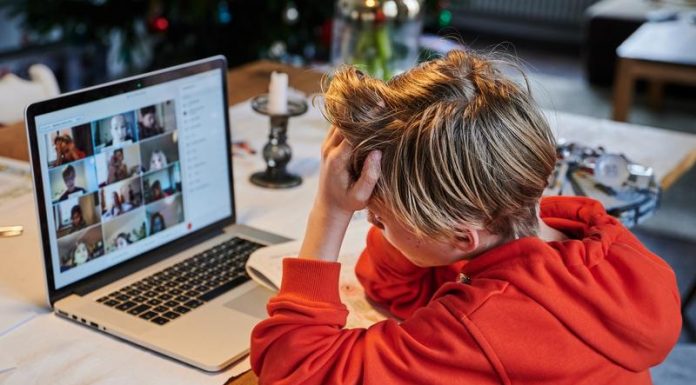 Școala online NU reduce riscul infectării cu coronavirus – Experți