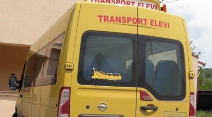 Transport gratuit pentru elevii din învățământul primar