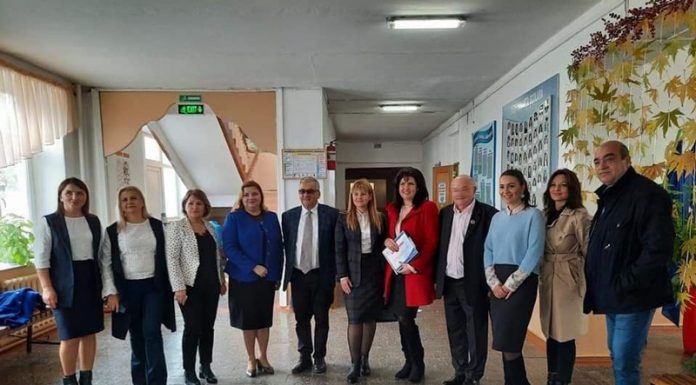 Filmul ,,Tudor, eroul din Vladimir” a trecut Prutul! Directorul Iscrulescu a condus delegația