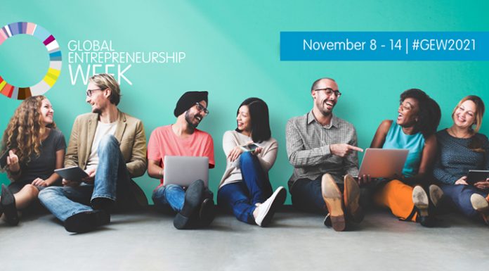 Webinare și resurse de învățare hibride pentru elevii și studenții antreprenori