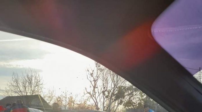 Târgu Jiu: Cu mașina, direct în gard