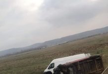 Bengești-Ciocadia: Dubă ieșită din decor și răsturnată