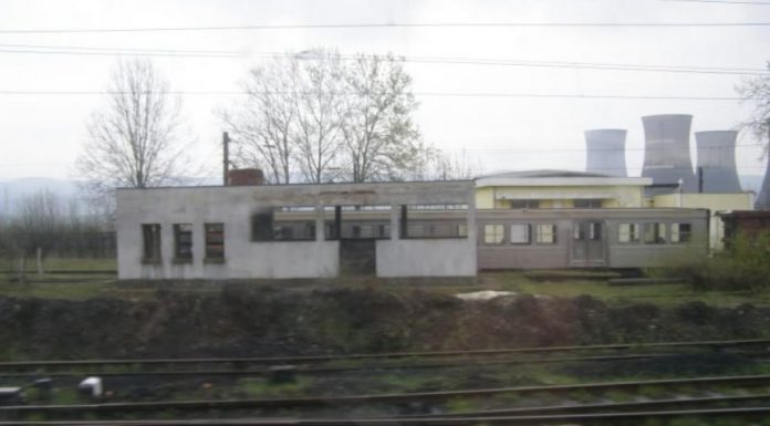 Un tren de marfă încărcat cu cărbune a deraiat în gara CFR Turceni