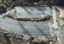 Sute de locuri de parcare la Straja!