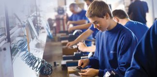 19 noiembrie, termen limită pentru transmiterea solicitărilor de școlarizare în învățământul dual și profesional