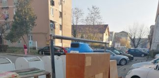 Amendat pentru mobila veche aruncată la gunoi