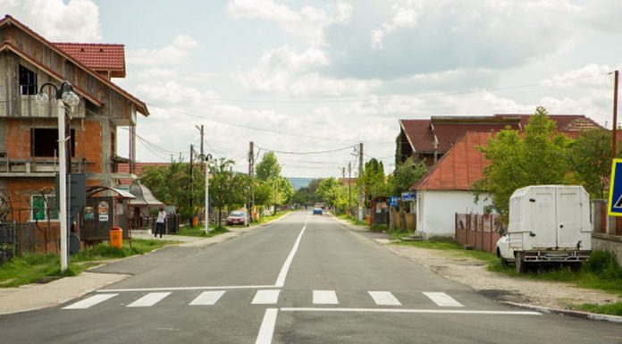 Iluminat stradal cu leduri, la Tismana