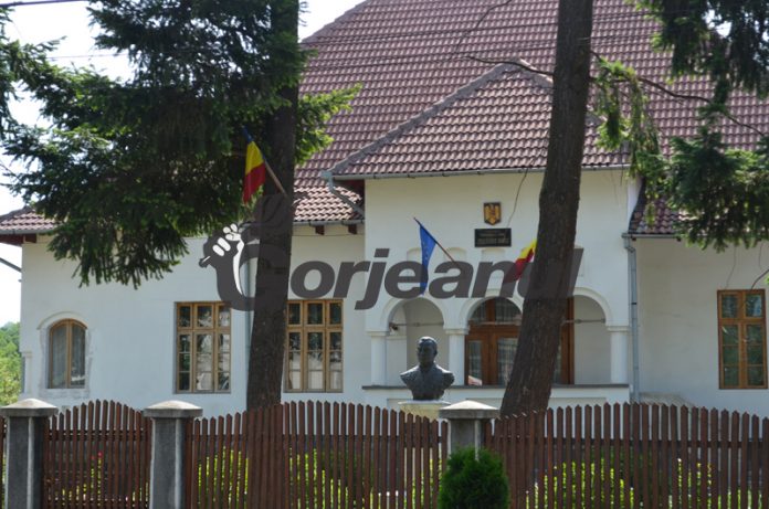 judecatoria-novaci-(2)