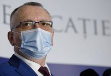 Regulile de funcționare a școlilor s-ar putea modifica din nou. Care este propunerea ministrului Educației