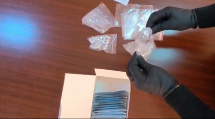 Sindicatele din educație: Testele din salivă nu respectă regulile sanitare