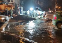 O altă stradă din Târgu Jiu, făcută țăndări! Inundație în centrul orașului!