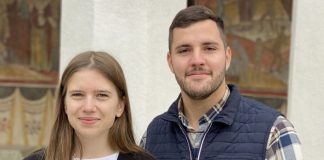Educaţia…şi Lecţia de viaţă! Interviu cu doi tineri studenţi şi doi oameni de viitor! – ,,Am realizat că cel mai mult îmi place să comunic, să vorbesc cu oamenii, să empatizez cu ei, să pot să le transmit ceea ce am în suflet, ceea ce am în gând”!