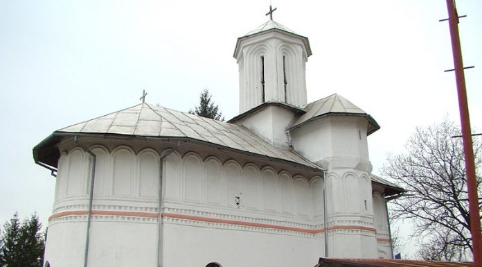 CEO plătește despăgubiri de o jumătate de milion de lei unei parohii din Gorj